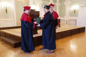 Uroczystość wręczenia dyplomów absolwentom studiów podyplomowych MBA w Ochronie Zdrowia