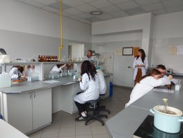 Zajęcia w Zakładzie Biochemii Lekarskiej w ramach projektu Biologia i chemia po akademicku 3