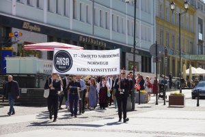 Norwegian Students from the MUB Celebrate Constitution Day