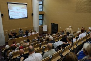 Uroczyste rozdanie dyplomów absolwentom Uniwersytetu Zdrowego Seniora i Uniwersytetu Profilaktyki Psychogeriatrycznej