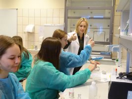 Akcja Studiuj w UMB! Kolejne udane warsztaty dla białostockich licealistów Akcja Studiuj w UMB! Kolejne udane warsztaty dla białostockich licealistów