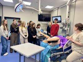 Akcja Studiuj w UMB! Kolejne udane warsztaty dla białostockich licealistów Akcja Studiuj w UMB! Kolejne udane warsztaty dla białostockich licealistów