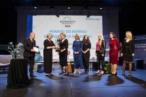 Przyszłość żywności funkcjonalnej zaczyna się dziś! Zakład Bromatologii UMB z główną nagrodą w konkursie „Pomosty Przyszłości”