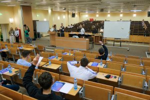 Próbna matura z biologii i chemii na UMB – rekordowe zainteresowanie!