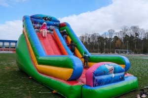 W piżamach dla śmiechu i ... onkologii