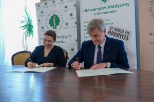 Porozumienie o współpracy: UMB i X Liceum Ogólnokształcące w Białymstoku