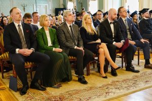 Absolwenci Farmacji z dyplomami UMB