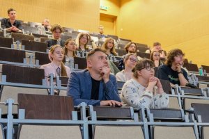 Wykład o zagrożeniach wywiadowczych w ochronie zdrowia