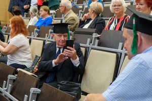 Dyplomatorium na uniwersytetach senioralnych UMB Dyplomatorium na uniwersytetach senioralnych UMB