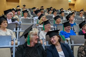 Dyplomatorium na uniwersytetach senioralnych UMB Dyplomatorium na uniwersytetach senioralnych UMB