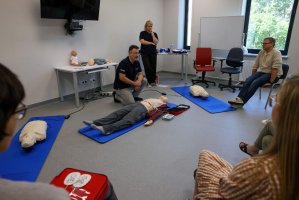 Praktyczne szkolenia z pierwszej pomocy dla pracowników UMB Praktyczne szkolenia z pierwszej pomocy dla pracowników UMB