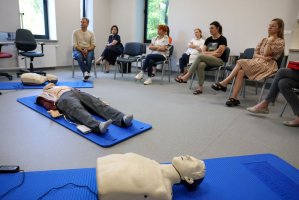 Praktyczne szkolenia z pierwszej pomocy dla pracowników UMB Praktyczne szkolenia z pierwszej pomocy dla pracowników UMB