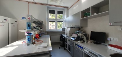 Wyposażenie laboratoryjne - Zakład Mikrobiologii Wyposażenie laboratoryjne - Zakład Mikrobiologii