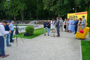 Wraca Żółta Kanapa – start drugiego sezonu już 7 września Wraca Żółta Kanapa – start drugiego sezonu już 7 września