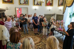 Odkrywamy tajemnice Złotych Pokojów w Pałacu Branickich. Kolejne spotkania 17, 19 i 24 września! Odkrywamy tajemnice Złotych Pokojów w Pałacu Branickich. Kolejne spotkania 17, 19 i 24 września!