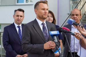 15 dystrybutorów wody pitnej od Wodociągów Białostockich już na oddziałach UDSK 15 dystrybutorów wody pitnej od Wodociągów Białostockich już na oddziałach UDSK