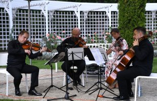 „Szlachetne zdrowie…”, czyli Narodowe Czytanie Kochanowskiego z udziałem UMB