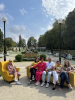 UMB i USK partnerami kampanii Żółta Kanapa – relaksująca niedziela w Różance „na stres” UMB i USK partnerami kampanii Żółta Kanapa – relaksująca niedziela w Różance „na stres”