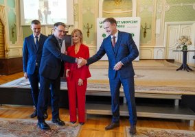 25 lat minęło…Zjazd absolwentów AMB rocznika 2000 25 lat minęło…Zjazd absolwentów AMB rocznika 2000