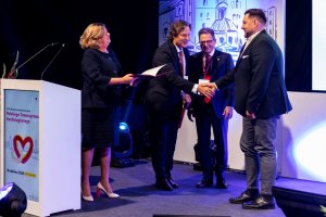 Nagroda Prezesów PTK dla dr. hab. Łukasza Kuźmy Nagroda Prezesów PTK dla dr. hab. Łukasza Kuźmy