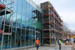 Urodziny na budowie, czyli inwestycje UMB finansowane z KPO Urodziny na budowie, czyli inwestycje UMB finansowane z KPO