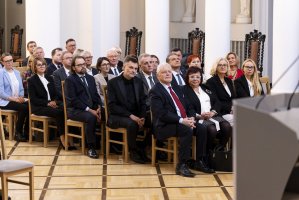 Nagrody Ministra Zdrowia dla nauczycieli akademickich i naukowców z UMB