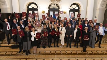 Nagrody Ministra Zdrowia dla nauczycieli akademickich i naukowców z UMB