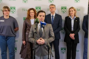 AZS Białystok świętuje 75-lecie. Tradycja białostockiego sportu akademickiego zaczęła się w UMB AZS Białystok świętuje 75-lecie. Tradycja białostockiego sportu akademickiego zaczęła się w UMB