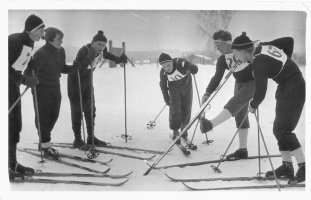 AZS Białystok świętuje 75-lecie. Tradycja białostockiego sportu akademickiego zaczęła się w UMB AZS Białystok świętuje 75-lecie. Tradycja białostockiego sportu akademickiego zaczęła się w UMB