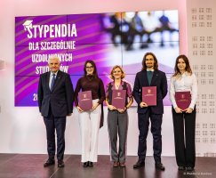 Studenci UMB ze stypendiami Prezydenta Białegostoku Studenci UMB ze stypendiami Prezydenta Białegostoku