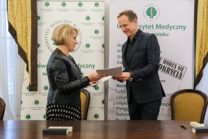 UMB i I LO w Augustowie podpisały list intencyjny UMB i I LO w Augustowie podpisały list intencyjny