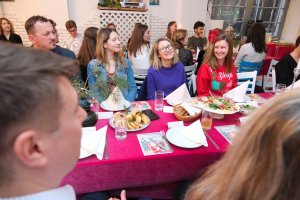 Erasmusowe spotkanie wigilijne w UMB – świąteczne tradycje w międzynarodowym wydaniu