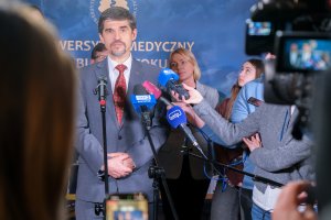 „Dbam o siebie, dbam o innych. Zadbajmy o nasze emocje” – ponad tysiąc uczestników projektu Fundacji UMB