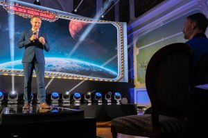 Kosmos inspiracji. Wizyta polskiego astronauty dr. Sławosza Uznańskiego-Wiśniewskiego w UMB