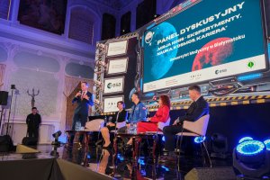 Kosmos inspiracji. Wizyta polskiego astronauty dr. Sławosza Uznańskiego-Wiśniewskiego w UMB