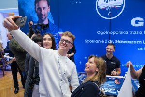 Kosmos inspiracji. Wizyta polskiego astronauty dr. Sławosza Uznańskiego-Wiśniewskiego w UMB