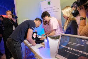 Kosmos inspiracji. Wizyta polskiego astronauty dr. Sławosza Uznańskiego-Wiśniewskiego w UMB