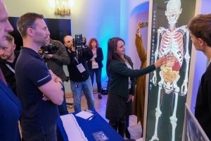 Kosmos inspiracji. Wizyta polskiego astronauty dr. Sławosza Uznańskiego-Wiśniewskiego w UMB