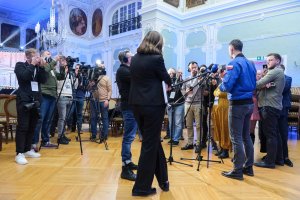 Kosmos inspiracji. Wizyta polskiego astronauty dr. Sławosza Uznańskiego-Wiśniewskiego w UMB