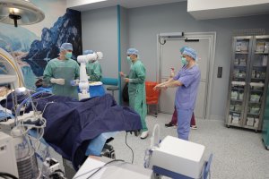 Ultranowoczesne systemy robotyczne w Klinice Neurochirurgii USK ze środków z KPO