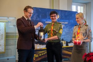 Betlejemskie Światło Pokoju w UMB