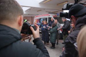 Fajerwerki: chwila zabawy, konsekwencje na całe życie. Lekarze i służby ostrzegają 