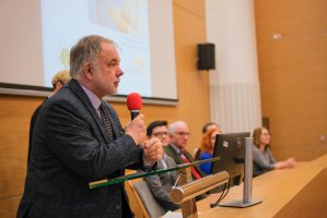 Ruszyła Senioralna Szkoła Zdrowia, czyli wyczekiwany III stopień edukacji seniorów w UMB