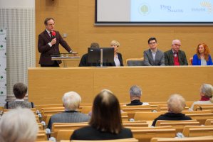 Ruszyła Senioralna Szkoła Zdrowia, czyli wyczekiwany III stopień edukacji seniorów w UMB