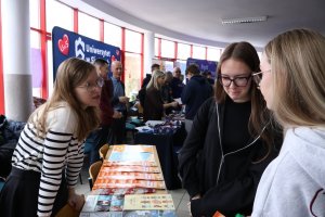 UMB na targach edukacyjnych. Sprawdź harmonogram spotkań!