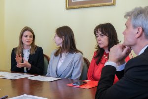 Stypendyści programu STER NAWA z dyplomami Stypendyści programu STER NAWA z dyplomami