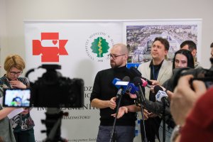 Światowy Dzień Walki z Depresją. Jaki wpływ na chorobę mają pogoda, odporność i relacje w domu?