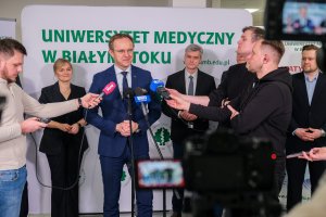 Nowy dom cyfrowych lekarzy. Centrum Bioinformatyki i Biostatystyki Klinicznej UMB Nowy dom cyfrowych lekarzy. Centrum Bioinformatyki i Biostatystyki Klinicznej UMB