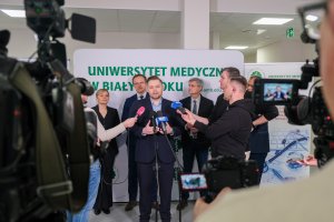 Nowy dom cyfrowych lekarzy. Centrum Bioinformatyki i Biostatystyki Klinicznej UMB Nowy dom cyfrowych lekarzy. Centrum Bioinformatyki i Biostatystyki Klinicznej UMB