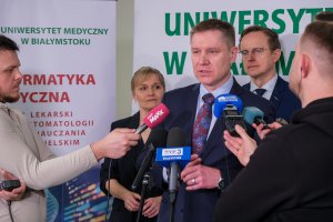 Nowy dom cyfrowych lekarzy. Centrum Bioinformatyki i Biostatystyki Klinicznej UMB Nowy dom cyfrowych lekarzy. Centrum Bioinformatyki i Biostatystyki Klinicznej UMB